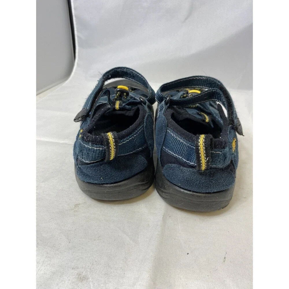 Keen Big Kids Newport H2 Waterproof Hiking Sandals Blue Black Closed Toe Size 3
